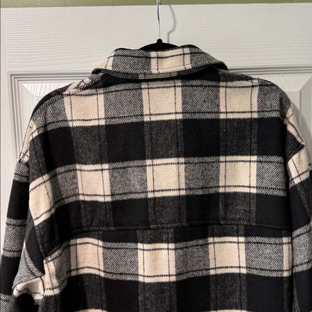 Divided By H&M Shacket - Picture 8 of 12